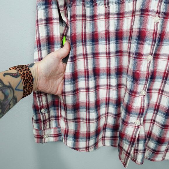Horny Toad Flannel Tunic Top Sz S Red Cream Plaid Gathered Back Shirt Pockets LS - Picture 14 of 14